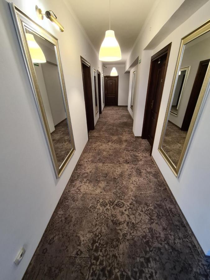 Hotel Staropolska Tomaszów Lubelski Kültér fotó