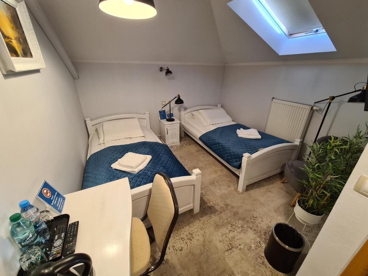 Hotel Staropolska Tomaszów Lubelski Kültér fotó