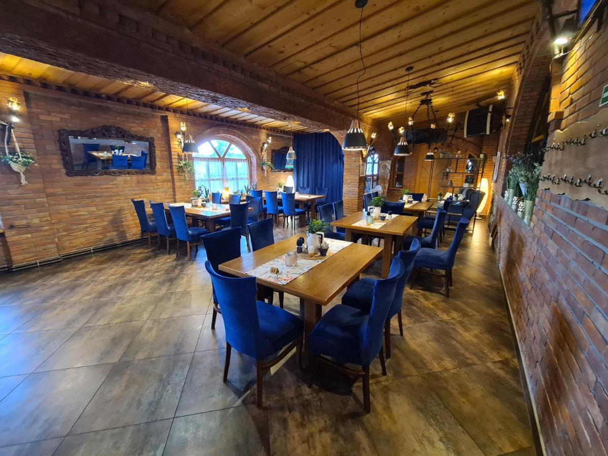 Hotel Staropolska Tomaszów Lubelski Kültér fotó
