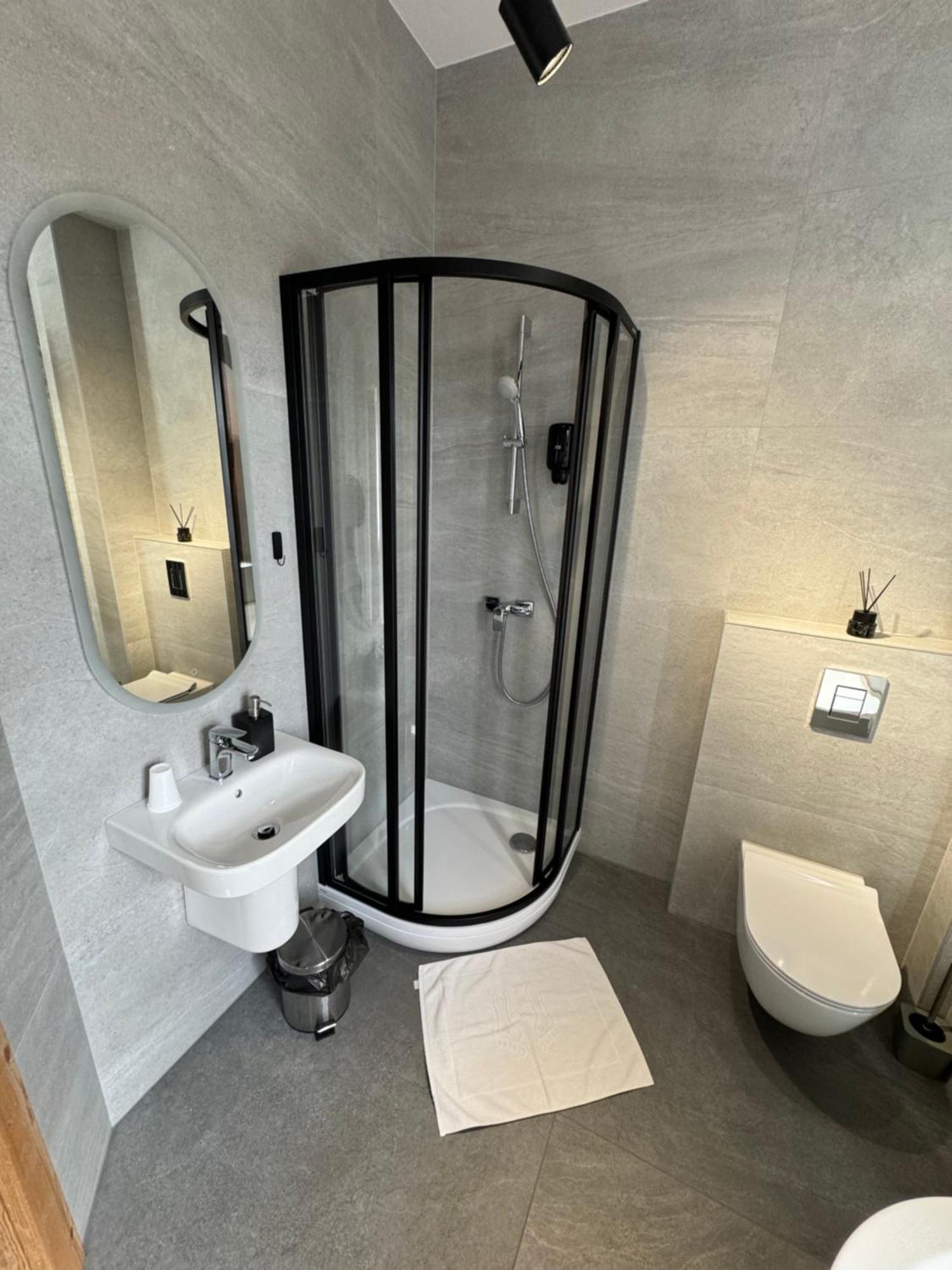 Hotel Staropolska Tomaszów Lubelski Kültér fotó