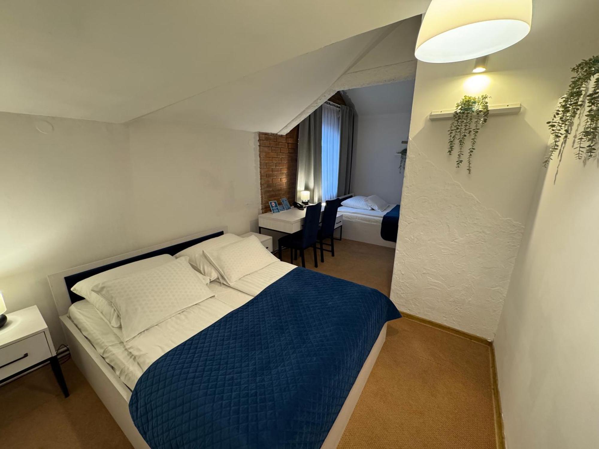 Hotel Staropolska Tomaszów Lubelski Kültér fotó