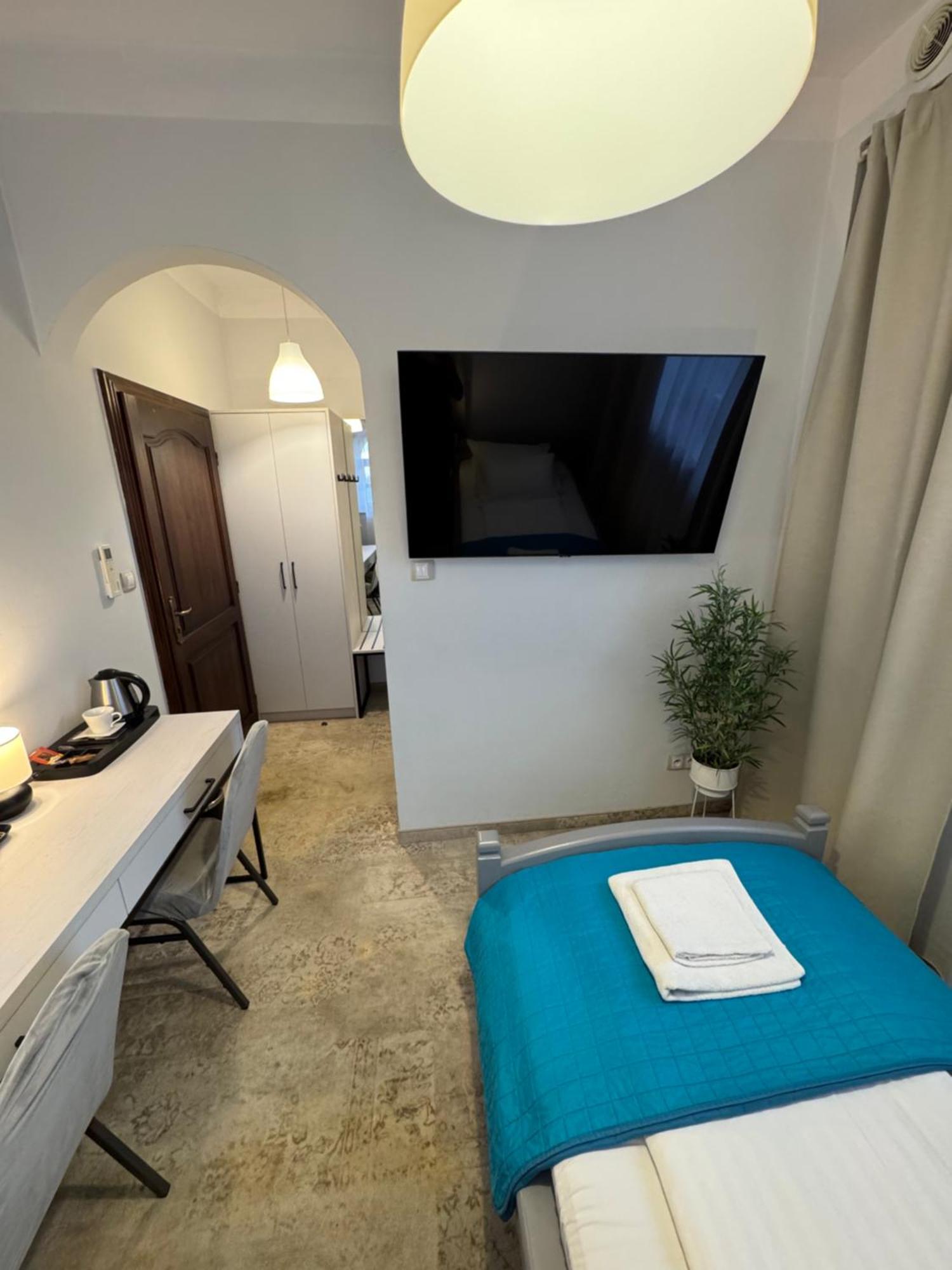 Hotel Staropolska Tomaszów Lubelski Kültér fotó