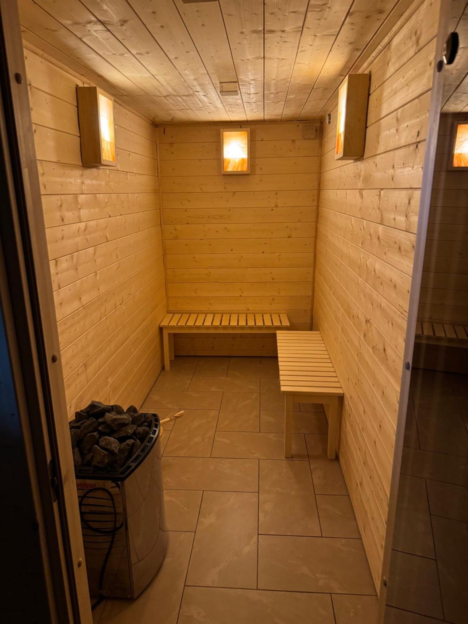 Hotel Staropolska Tomaszów Lubelski Kültér fotó